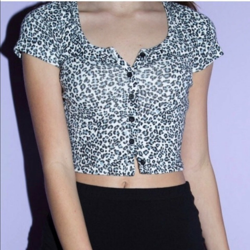 Brandy Melville Leopard Zelly